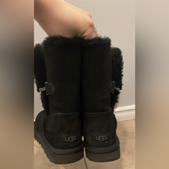 UGG boots - Picture 2 of 6